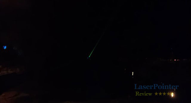 Test: Laser beam come from long distance 1.4KM green/red/blue laser ...